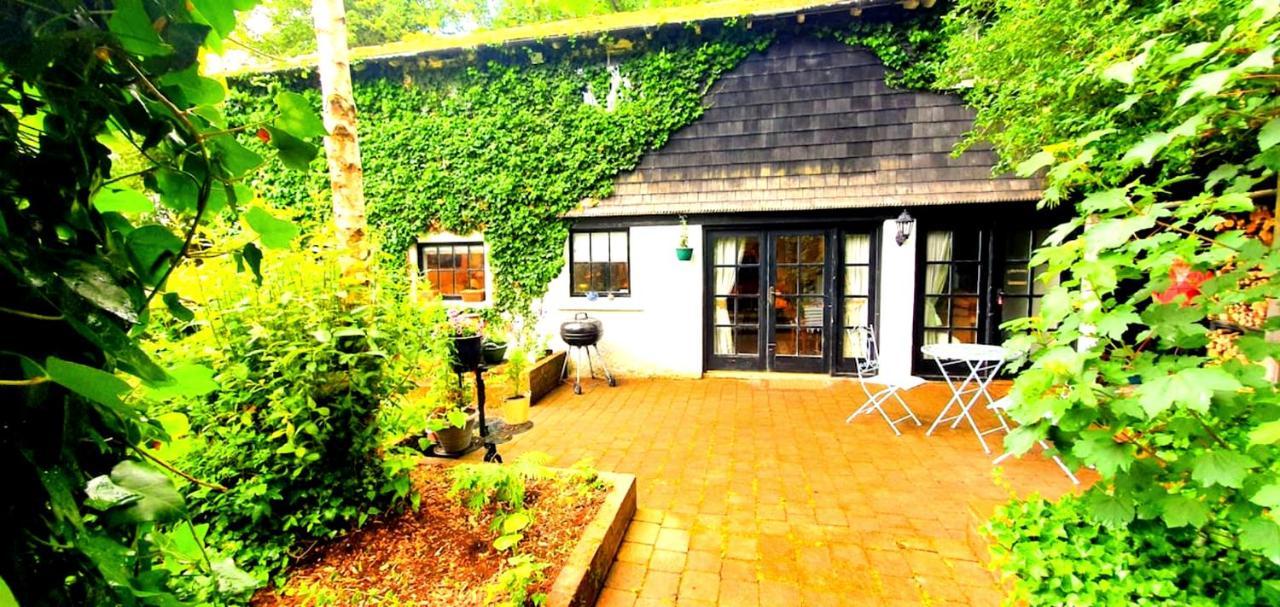 Villa Charming Victorian Coach House *